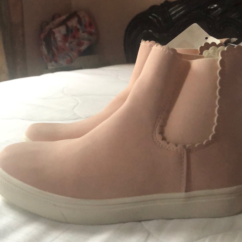 Pink H and M boots